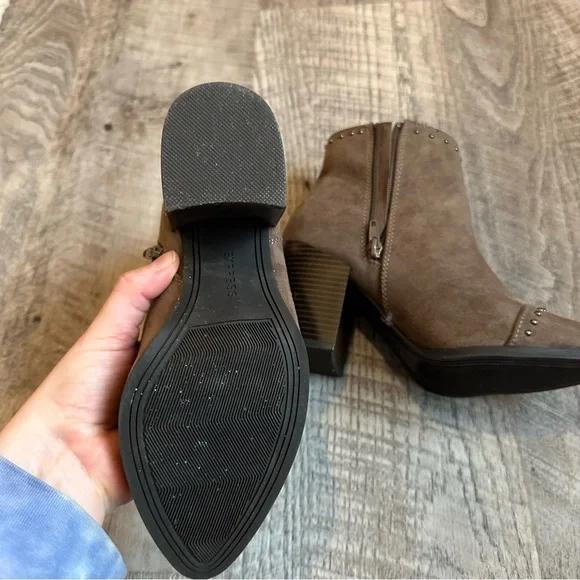 Express ankle boots - Picture 2 of 3